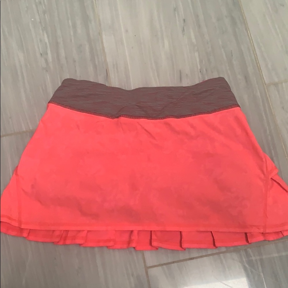 Lululemon skort size 4
